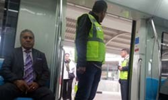 Marmaray'da imdat kolu nöbeti