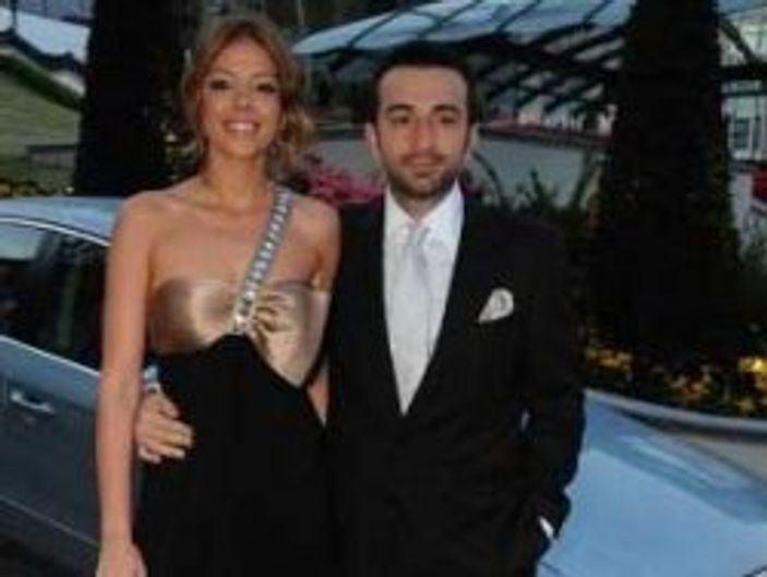 Esra Eron ve Murat Aşık boşanamadı