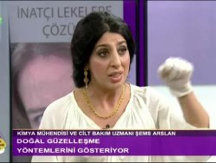 Canlı yayında tartışma çıktı programı terk etti