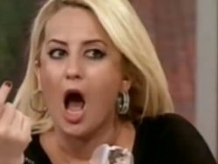 Evlilik programında analı kızlı skandal