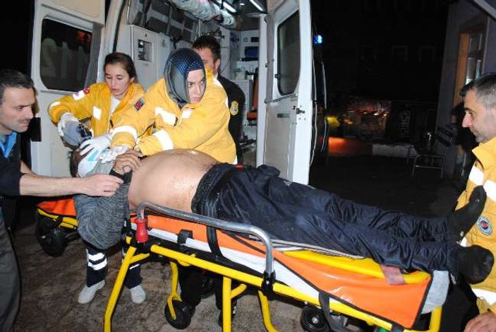 Kocaeli'de TIR denize uçtu