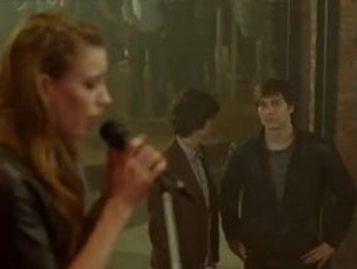 Medcezir 'de Mira'dan İsyan performansı - Video