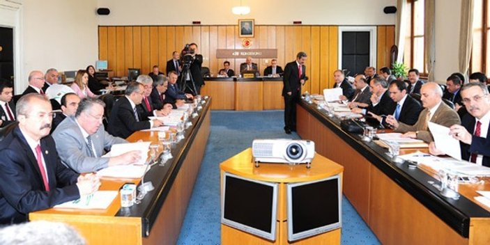 Meclis KİT komisyonundan Halkbank'a suç duyurusu