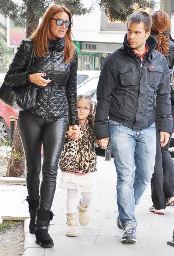 Pınar Altuğ ve kızının şıklık yarışı