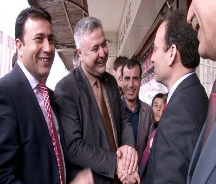 Şanlıurfa'da BDP'li Baydemir ile MHP'li Saraçoğlu el ele