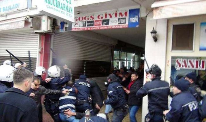 Şanlıurfa'da akrabalar birbirine girdi polis ayıramadı