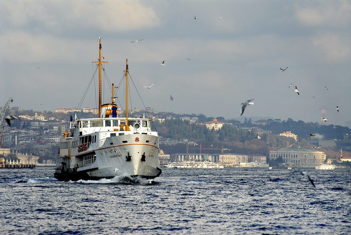 İstanbul'da vapur seferleri yeniden başlatıldı
