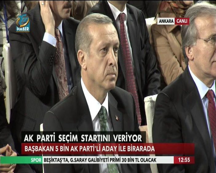 Erdoğan'ı duygulandıran coşkulu seçim şarkısı - izle