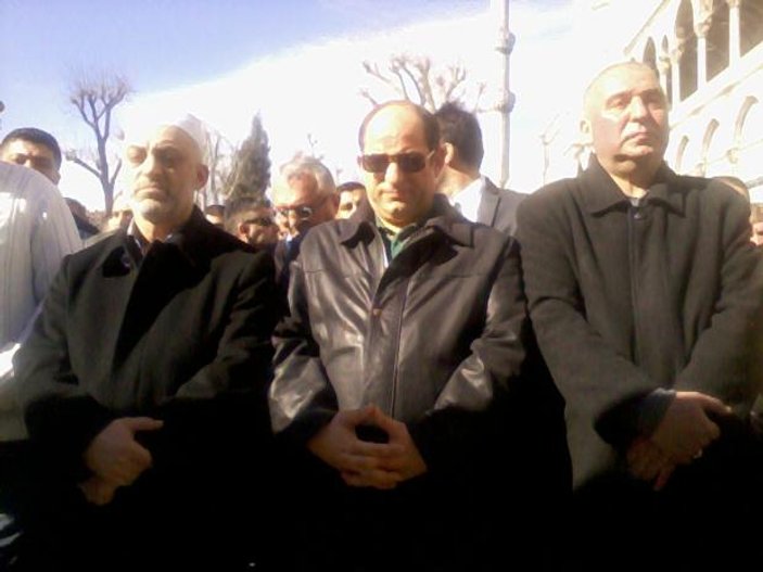 Savcı Zekeriya Öz avukatının cenazesine katıldı - izle