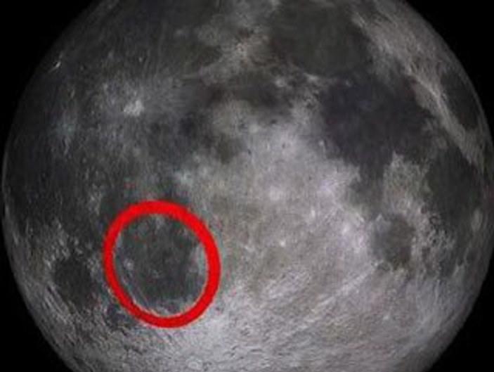 Ay'a devasa meteor çarptı - Video