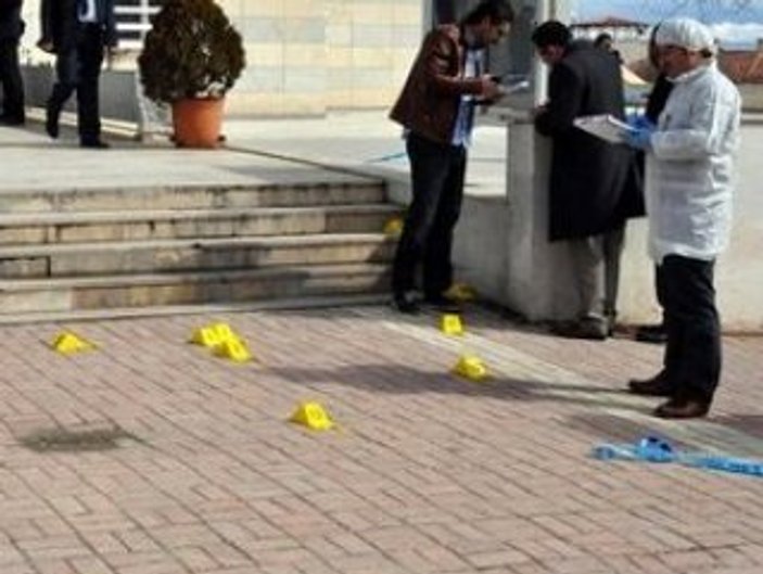 Elazığ Adliyesi'nde bir kadın öldürüldü
