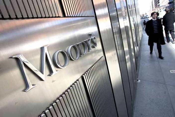 Moody's'ten Türk bankalarına not indirimi takibi