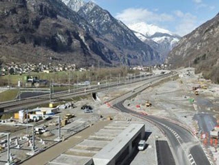 İsviçre'yi İtalya'ya bağlayacak tünele Türk damgası