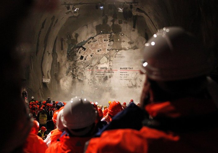 İsviçre'yi İtalya'ya bağlayacak tünele Türk damgası