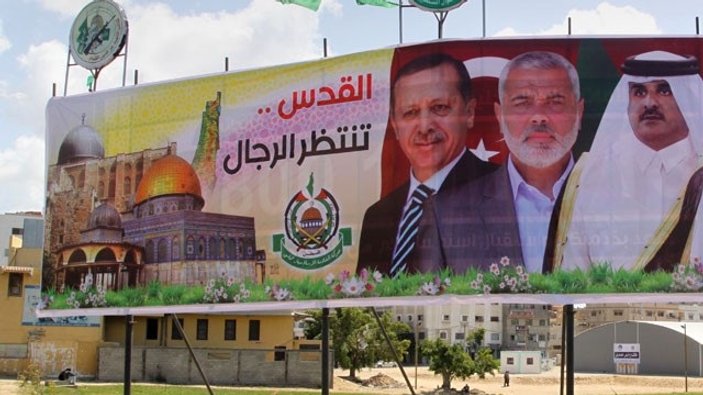 Filistin'de Başbakan Erdoğan afişi