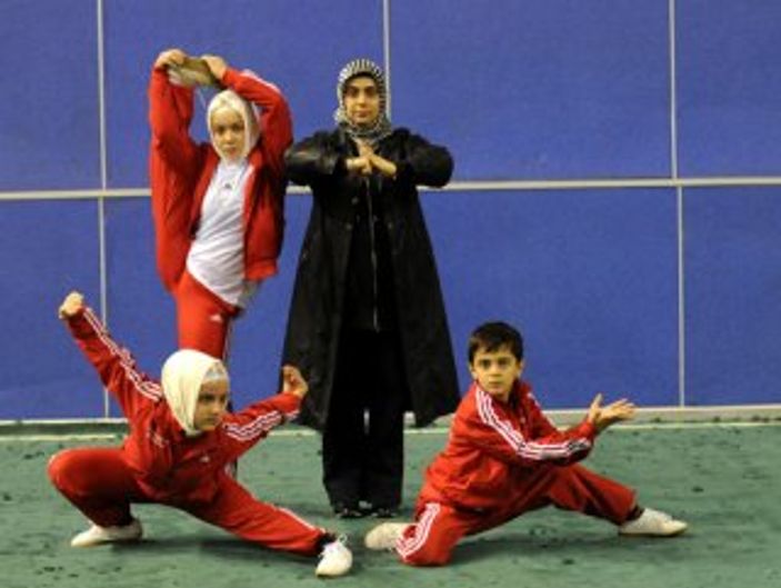 Wushucu Akyüz ailesi başarılarına yenilerini ekledi