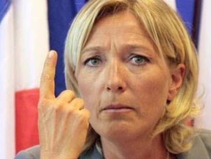 Le Pen'den Müslüman ve Musevileri kızdıran açıklama