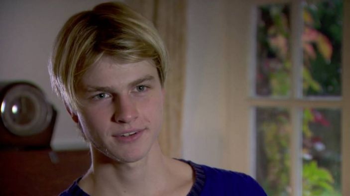 Dünyanın ilk selfie bağımlısı ölümün eşiğine geldi