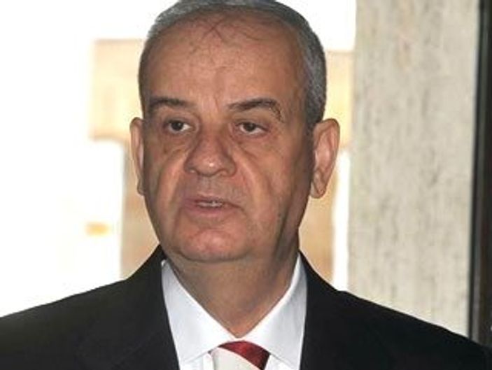 İlker Başbuğ'dan dinsiz TSK ithamlarına yanıt