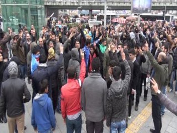 Mecidiyeköy'de polise taş atan BDP'lilere müdahale