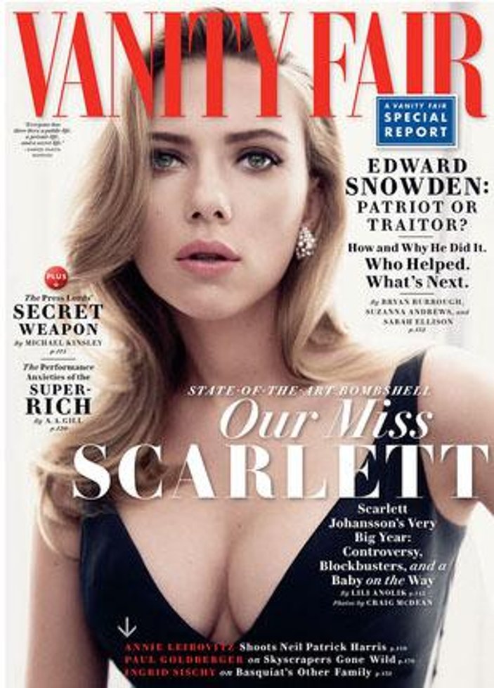 Scarlett Johansson'dan kapak pozu
