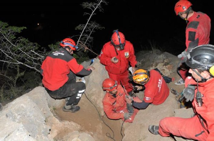 Eskişehir'de mağarada mahsur kalan Ramazan Yörük kurtarıldı