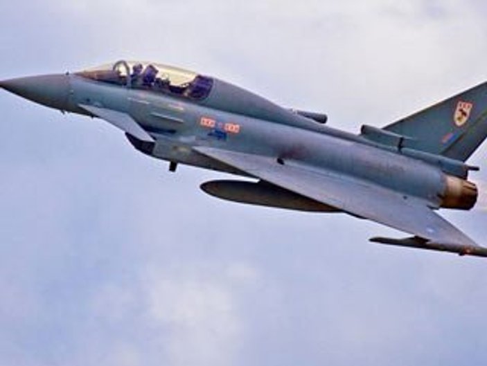 İngiliz Hava Kuvvetleri'nden Rus uçaklarına önleme