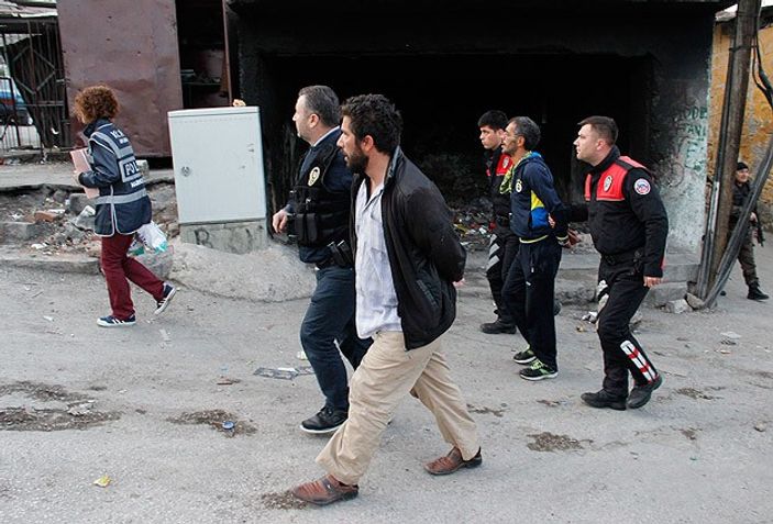 Ankara'da uyuşturucu operasyonu: 19 tutuklu