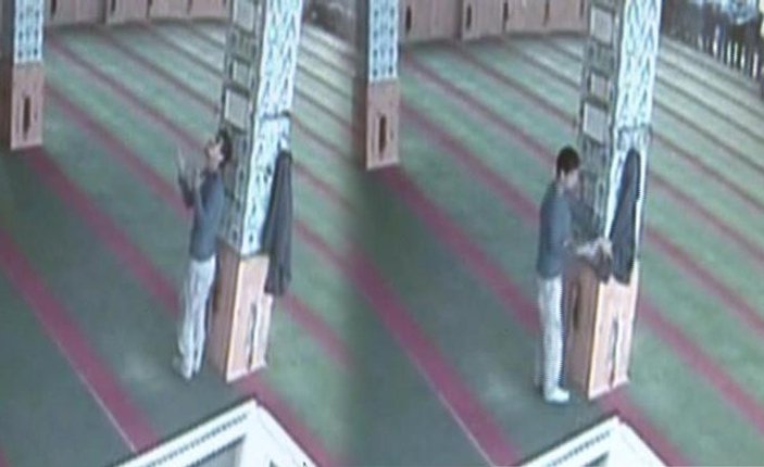Antalyalı bir kişi camide hırsızlık yapıp dua etti İZLE