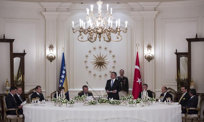 Köşk'te Bakir İzzetbegoviç onuruna yemek