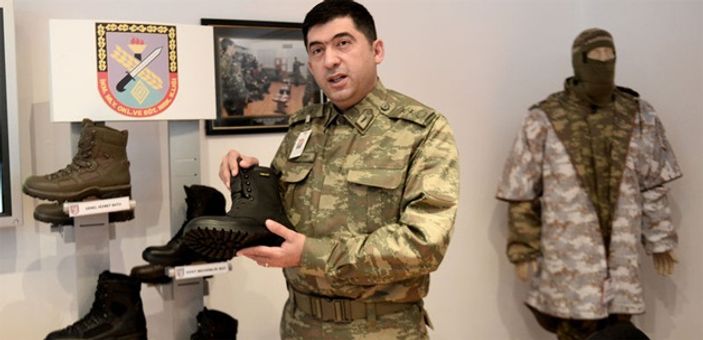 Kara Kuvvetleri'nde siyah bot devri kapanıyor
