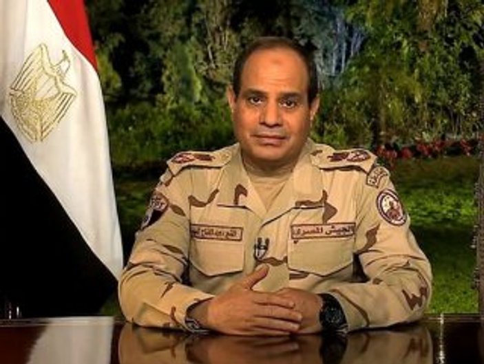 Mısır'da seçim bürosuna bombalı saldırı: 4 yaralı