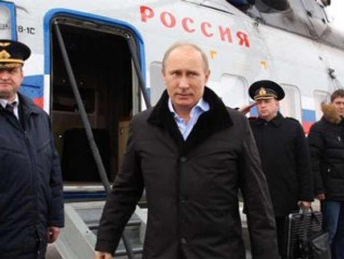 Putin Karadeniz'in petrol yataklarını ele geçirdi