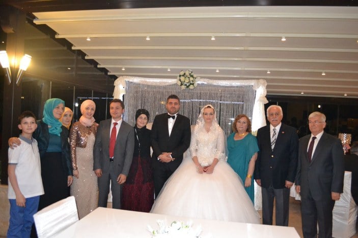 Saadet Partisi lideri Mustafa Kamalak oğlunu evlendirdi