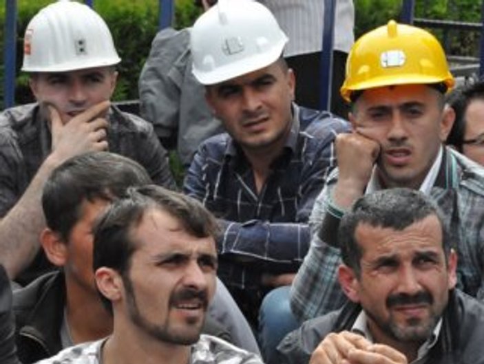 Somalı maden işçilerinden oturma eylemi