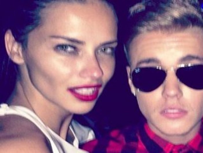 Justin Bieber Adriana Lima'nın peşinde