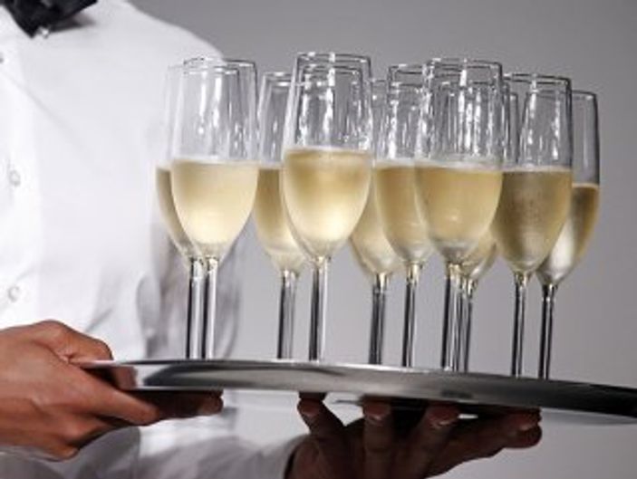 İspanya alkol yasaklarını genişletiyor