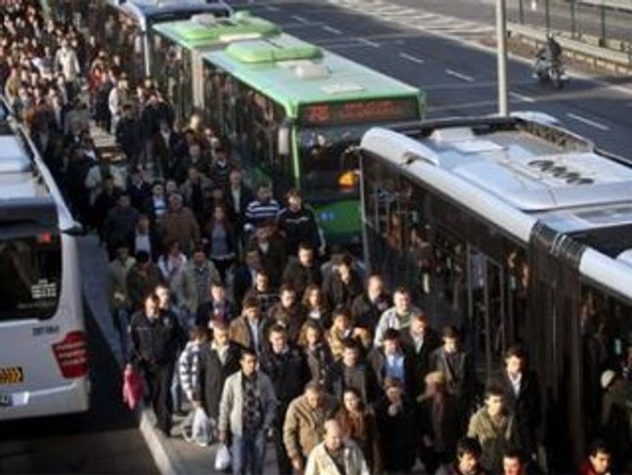 İstanbul'da toplu taşıma ücretleri zamlandı