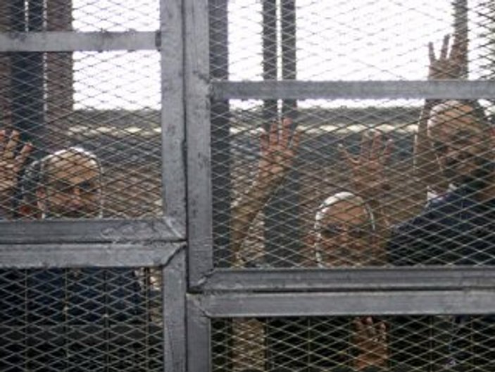 Mısır'da darbe karşıtları reddihakim talebinde bulundu