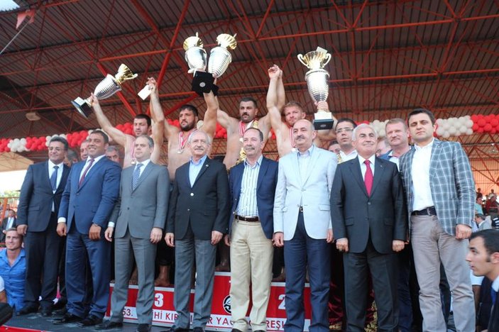 Kırkpınar'da iki yıldır altın kemeri Kılıçdaroğlu takıyor İZLE
