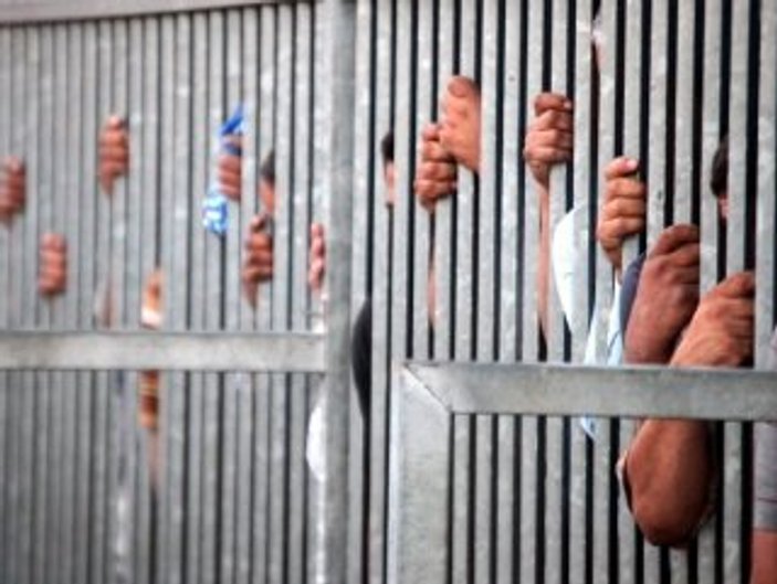 Mısır'da darbe karşıtı 11 kişiye müebbet hapis