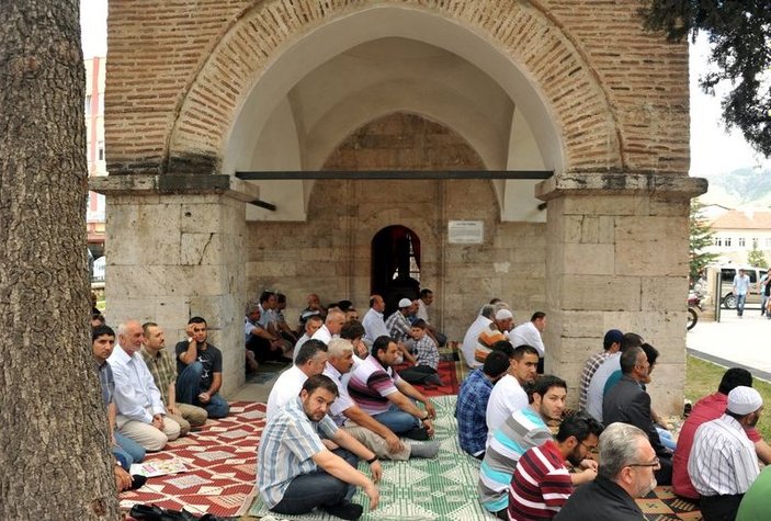 Ramazan ayının ilk cuma namazı kılındı
