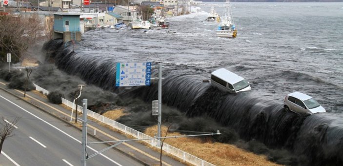 Japonya'da 6,8 şiddetinde deprem