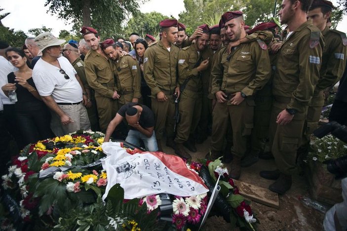 İsrail askerlerinin gözyaşları
