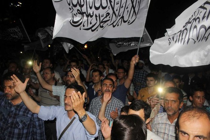 Kadir Gecesi'nde Bursa'da  Filistin için dua edildi