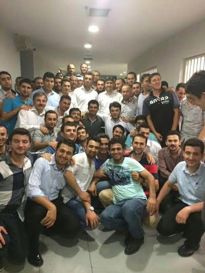 Hakan Şükür'den gözaltına alınan polislere destek
