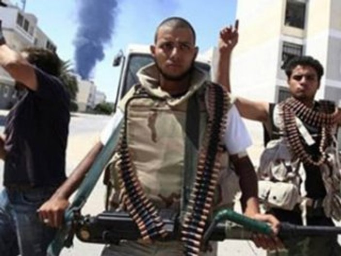 Libya'da orduya bağlı kışla ele geçirildi iddiası