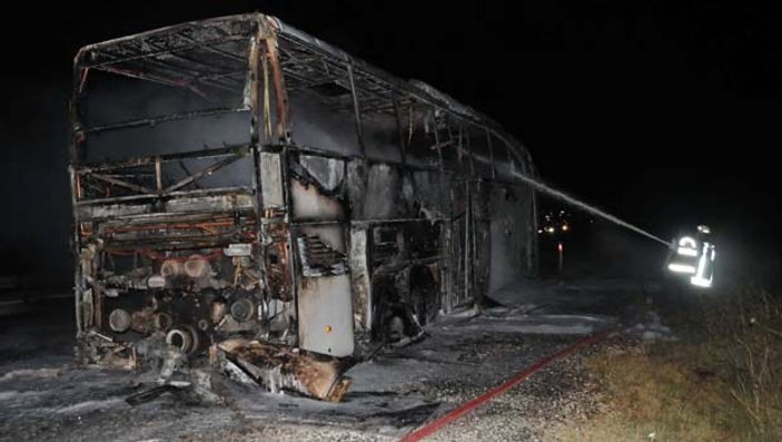 Trafikte yanan otobüslerin nedeni gazlı yağ İZLE