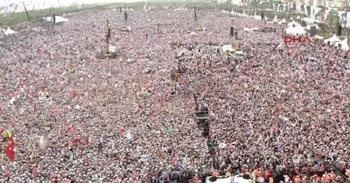 Maltepe'de Erdoğan için 2 milyonu aşkın insan toplandı İZLE