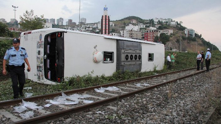 Aksaray'da otobüs devrildi: 8 ölü 17 yaralı  İZLE